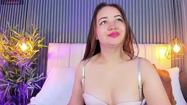 AnaisClark online show from October 2, 11:28 am