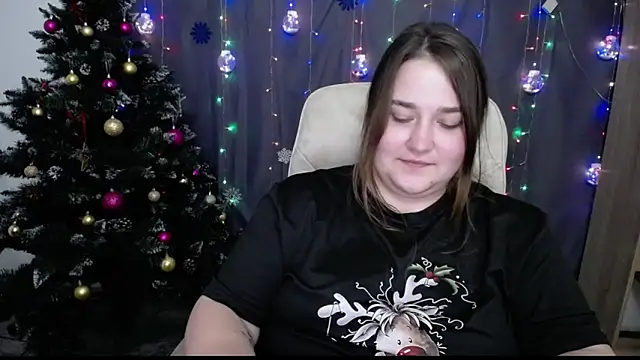 Snapshot of XX_Daniella_XX chatting on December 21, 1:42 pm XX Daniella XX online show from December 21, 1:42 pm