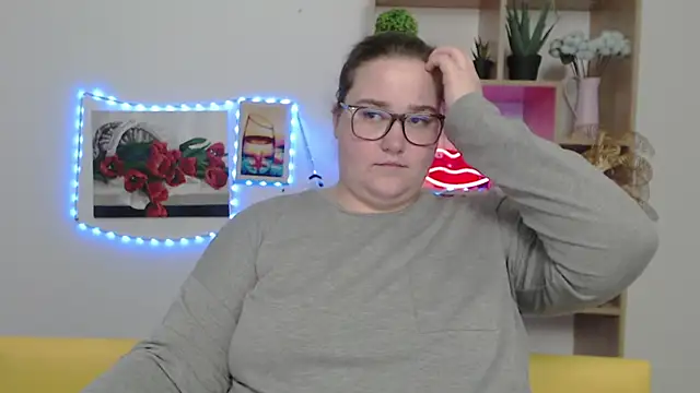 Snapshot of XX_Daniella_XX chatting on January 15, 10:02 pm XX Daniella XX online show from January 15, 10:02 pm