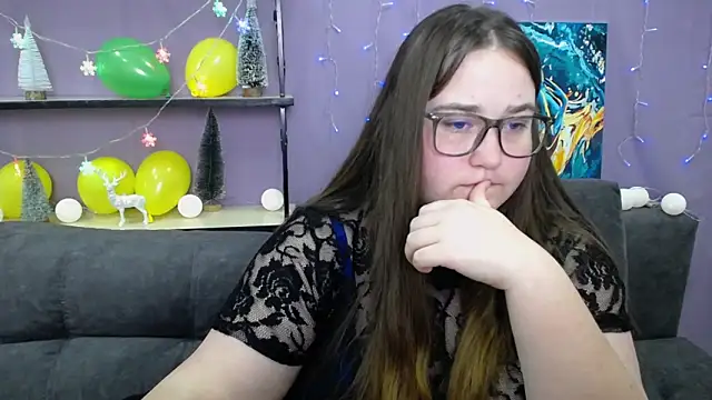 Snapshot of XX_Daniella_XX chatting on January 18, 5:20 am XX Daniella XX online show from January 18, 5:20 am