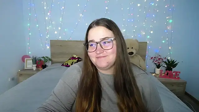 Snapshot of XX_Daniella_XX chatting on January 28, 7:21 pm XX Daniella XX online show from January 28, 7:21 pm