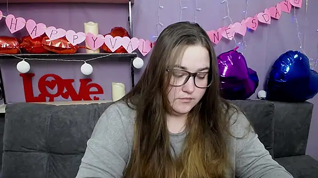 Snapshot of XX_Daniella_XX chatting on February 12, 7:13 am XX Daniella XX online show from February 12, 7:13 am