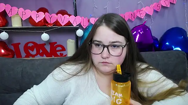 Snapshot of XX_Daniella_XX chatting on February 14, 10:04 pm XX Daniella XX online show from February 14, 10:04 pm