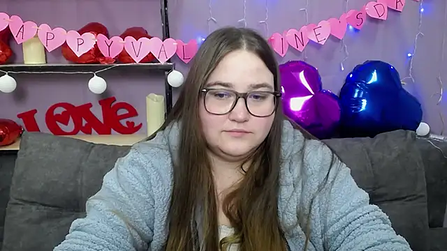 Snapshot of XX_Daniella_XX chatting on February 20, 1:14 am XX Daniella XX online show from February 20, 1:14 am