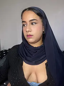 Snapshot of Maryam_yamal chatting on January 30, 8:10 pm Maryam yamal online show from January 30, 8:10 pm