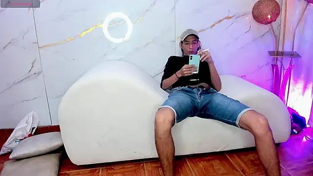 SecretsParty online show from April 14, 2:34 pm