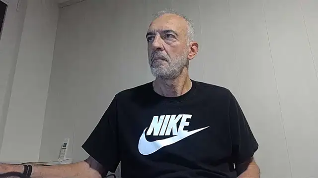 Snapshot of Herba_Mare chatting on December 16, 8:26 pm Herba Mare online show from December 16, 8:26 pm