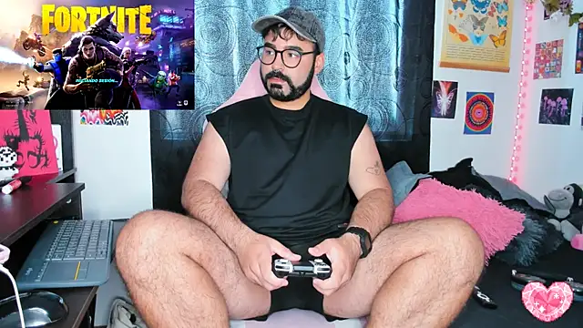 Snapshot of johnnyalx chatting on March 6, 7:10 pm johnnyalx online show from March 6, 7:10 pm