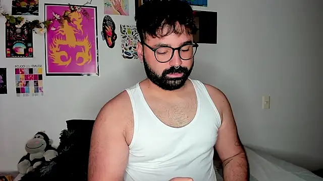 Snapshot of johnnyalx chatting on September 26, 7:29 pm johnnyalx online show from September 26, 7:29 pm