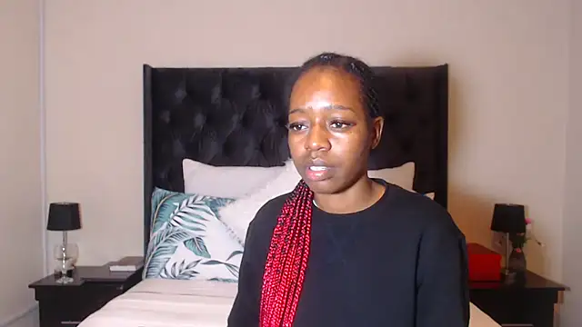 Snapshot of Sexynaughty_Gal chatting on December 22, 7:10 pm Sexynaughty Gal online show from December 22, 7:10 pm