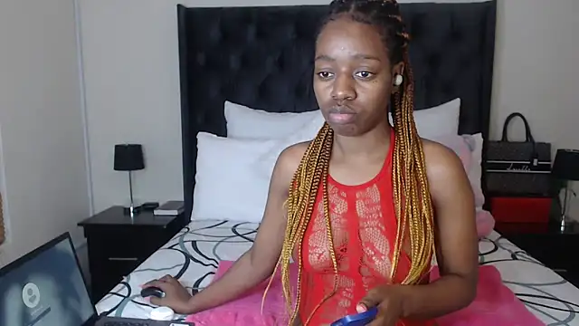 Snapshot of Sexynaughty_Gal chatting on January 11, 5:40 pm Sexynaughty Gal online show from January 11, 5:40 pm