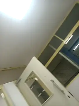 Snapshot of giri1817 chatting on January 5, 2:08 pm giri1817 online show from January 5, 2:08 pm