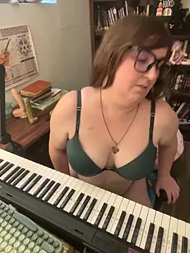 Snapshot of Adobe_Angel chatting on October 10, 9:58 pm Adobe Angel online show from October 10, 9:58 pm