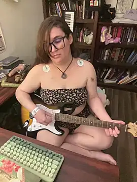 Snapshot of Adobe_Angel chatting on December 14, 12:49 am Adobe Angel online show from December 14, 12:49 am