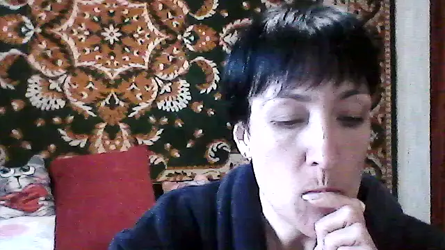 SunnyAmorre online show from April 21, 8:09 am