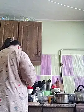 Rini333 online show from February 5, 9:03 am