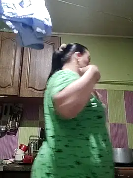 Rini333 online show from March 3, 6:03 pm