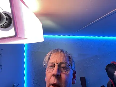 jck1m0t online show from December 20, 5:25 am