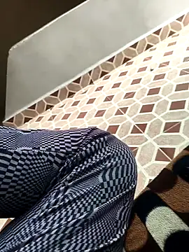 Snapshot of deshimund chatting on November 3, 4:14 am deshimund online show from November 3, 4:14 am