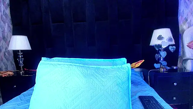 shelsyloreds online show from February 20, 11:53 am