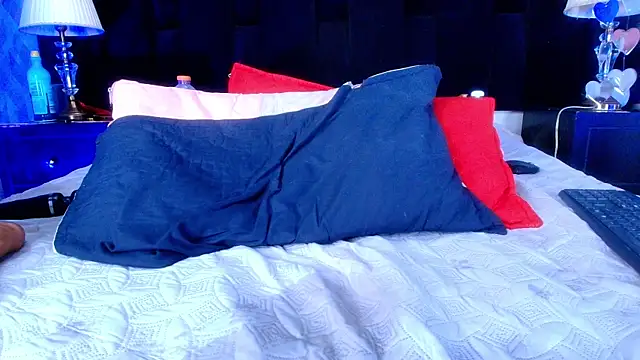 shelsyloreds online show from February 24, 3:09 pm