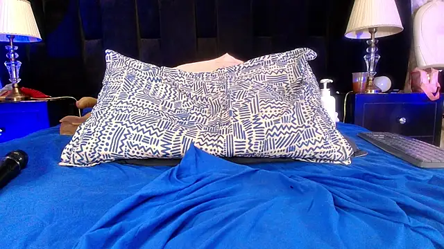 shelsyloreds online show from March 3, 6:22 pm