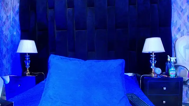 shelsyloreds online show from March 8, 12:20 pm