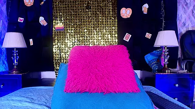 shelsyloreds online show from September 13, 11:54 am