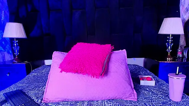 shelsyloreds online show from October 7, 12:02 pm