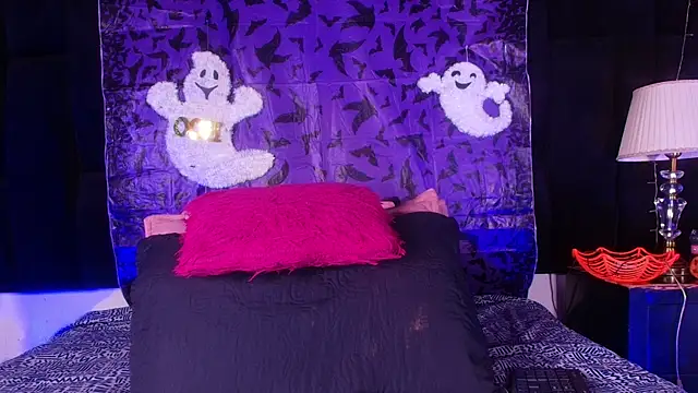 shelsyloreds online show from October 20, 12:16 pm