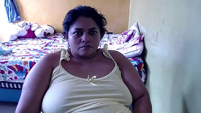 Snapshot of yulieth_bbw chatting on October 16, 7:04 pm yulieth bbw online show from October 16, 7:04 pm