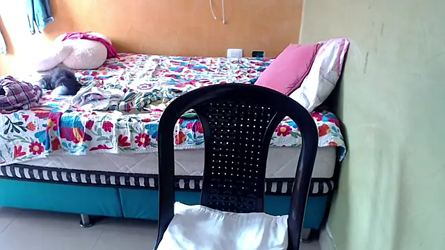 Snapshot of yulieth_bbw chatting on November 19, 3:34 pm yulieth bbw online show from November 19, 3:34 pm