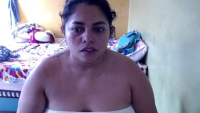 Snapshot of yulieth_bbw chatting on November 25, 2:06 pm yulieth bbw online show from November 25, 2:06 pm