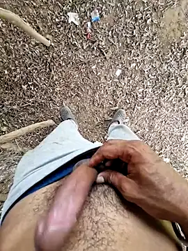 Snapshot of breejs chatting on September 27, 6:18 am breejs online show from September 27, 6:18 am