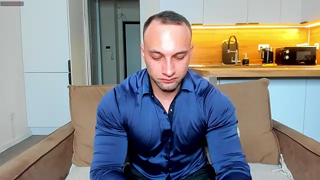 Snapshot of michaelbradleu chatting on December 28, 12:45 pm michaelbradleu online show from December 28, 12:45 pm