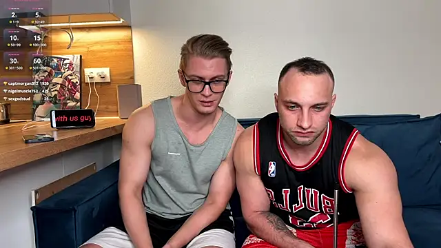 Snapshot of michaelbradleu chatting on February 17, 7:42 pm michaelbradleu online show from February 17, 7:42 pm