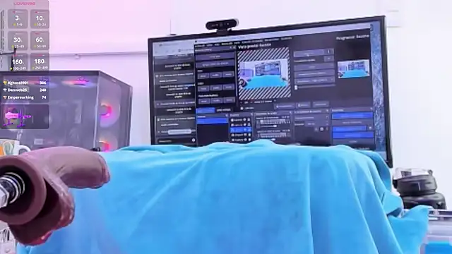 Snapshot of naty_girl_ chatting on October 10, 12:48 pm naty girl online show from October 10, 12:48 pm