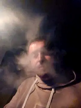 Snapshot of Antonio123499 chatting on November 21, 12:32 am Antonio123499 online show from November 21, 12:32 am