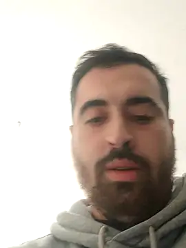 Snapshot of Antonio123499 chatting on December 18, 12:06 am Antonio123499 online show from December 18, 12:06 am