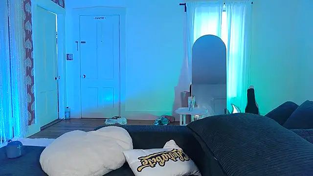 Snapshot of ashleyblaydex chatting on October 27, 8:13 pm ashleyblaydex online show from October 27, 8:13 pm