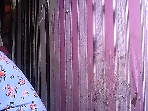 sweetsosie18 online show from March 15, 6:14 am