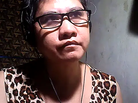 sweetsosie18 online show from January 7, 8:06 am