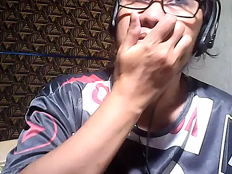 sweetsosie18 online show from January 11, 12:04 am