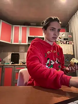 Snapshot of SeducingYoghourt chatting on December 9, 3:11 pm SeducingYoghourt online show from December 9, 3:11 pm