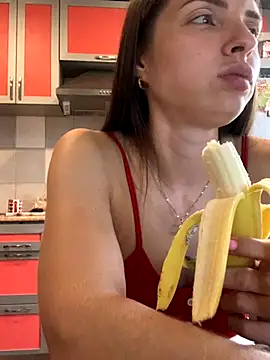 Snapshot of SeducingYoghourt chatting on September 15, 3:01 pm SeducingYoghourt online show from September 15, 3:01 pm