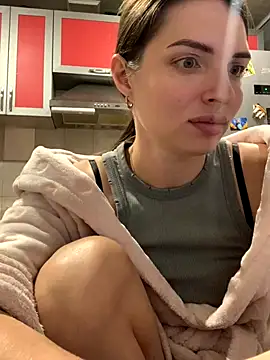 Snapshot of SeducingYoghourt chatting on November 5, 5:02 pm SeducingYoghourt online show from November 5, 5:02 pm