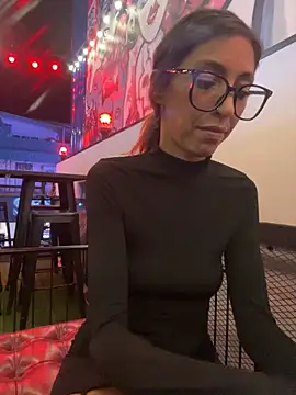 Snapshot of amanilouve chatting on March 9, 3:16 pm amanilouve online show from March 9, 3:16 pm