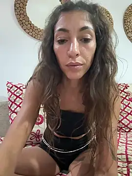 Snapshot of amanilouve chatting on September 9, 4:28 pm amanilouve online show from September 9, 4:28 pm