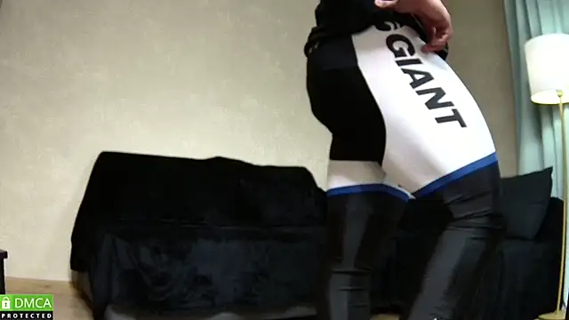 Snapshot of Kurt_Stone1 chatting on October 3, 6:16 pm Kurt Stone1 online show from October 3, 6:16 pm