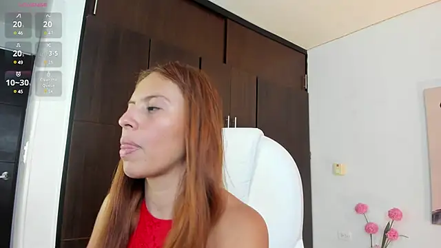 Snapshot of ROSE__15 chatting on February 7, 8:20 pm ROSE 15 online show from February 7, 8:20 pm